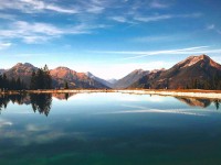 17 起草两步读法：先抓结论是不是太硬，再把配乐拿掉再理解（评论也能用）